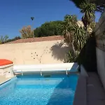 La *